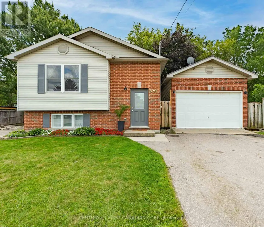 Detached at 6297 WILLIAM STREET, Lucan Biddulph