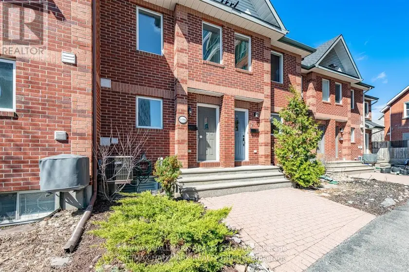 Townhouse at #5 - 395 BELL STREET S, Ottawa