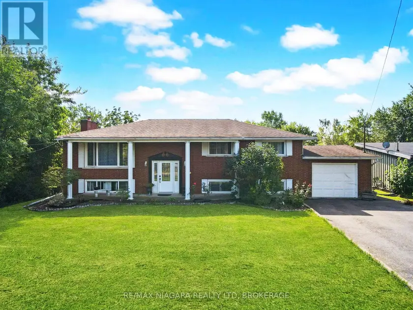 Detached at 318 ALBANY STREET, Fort Erie