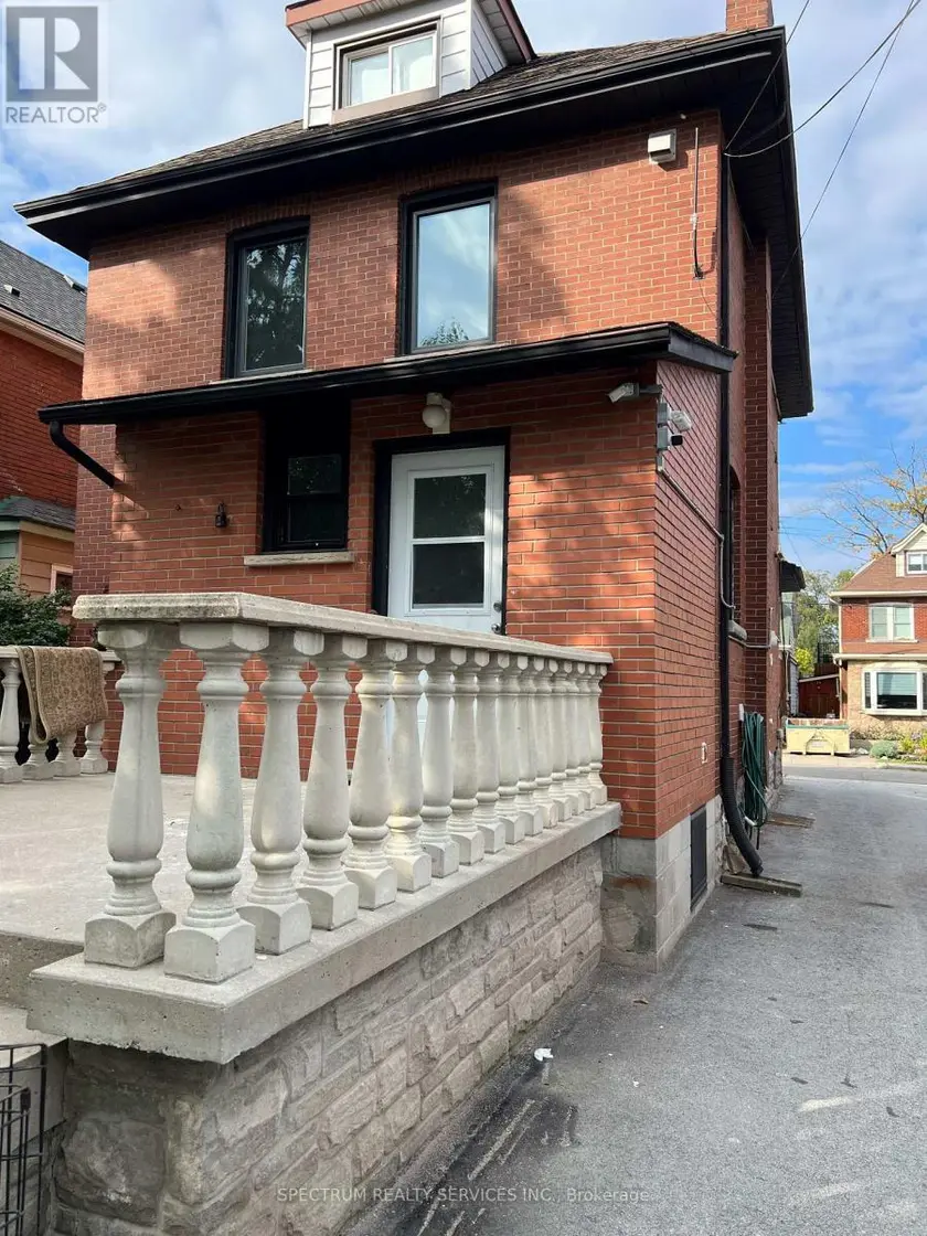 Detached at 161 ROTHSAY AVENUE, Hamilton