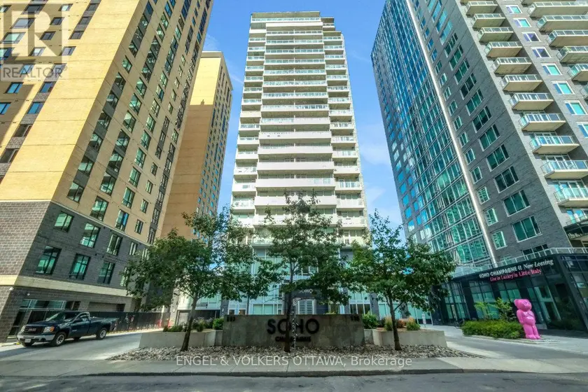 Apartment at 610 - 111 CHAMPAGNE AVENUE S, Ottawa