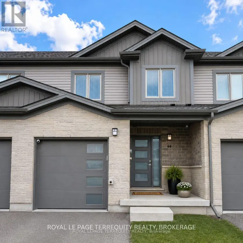 Townhouse at 44 NIESON STREET, Cambridge