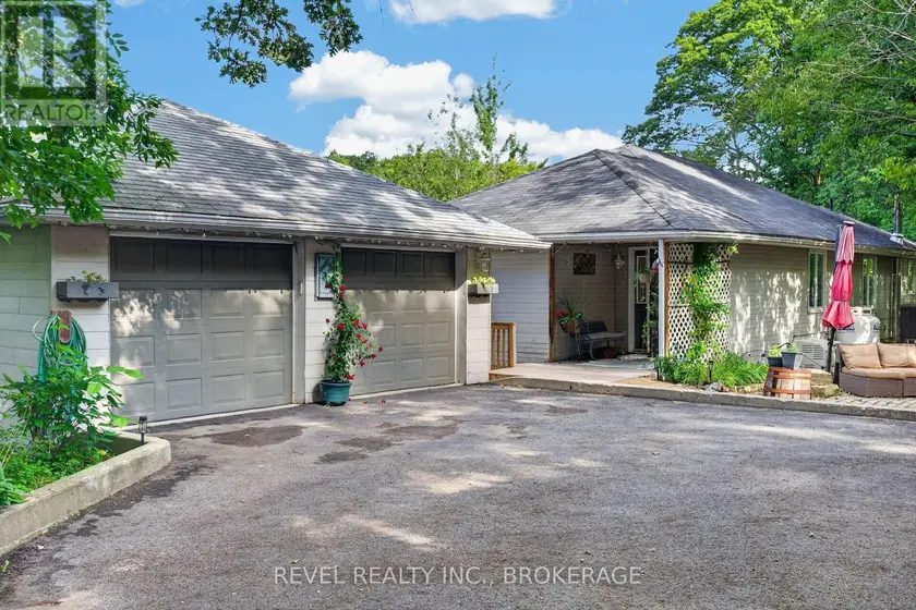 Detached at 5383 RIDEAU ROAD, Frontenac