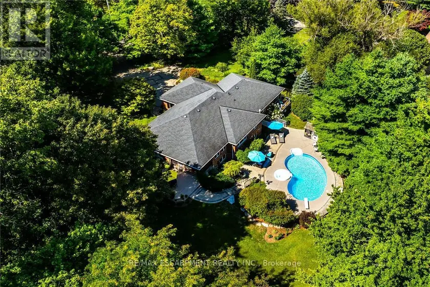 Detached at 3 FOREST GLEN COURT, Norfolk