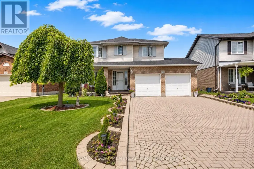 Detached at 172 ALDERLEA AVENUE, Hamilton