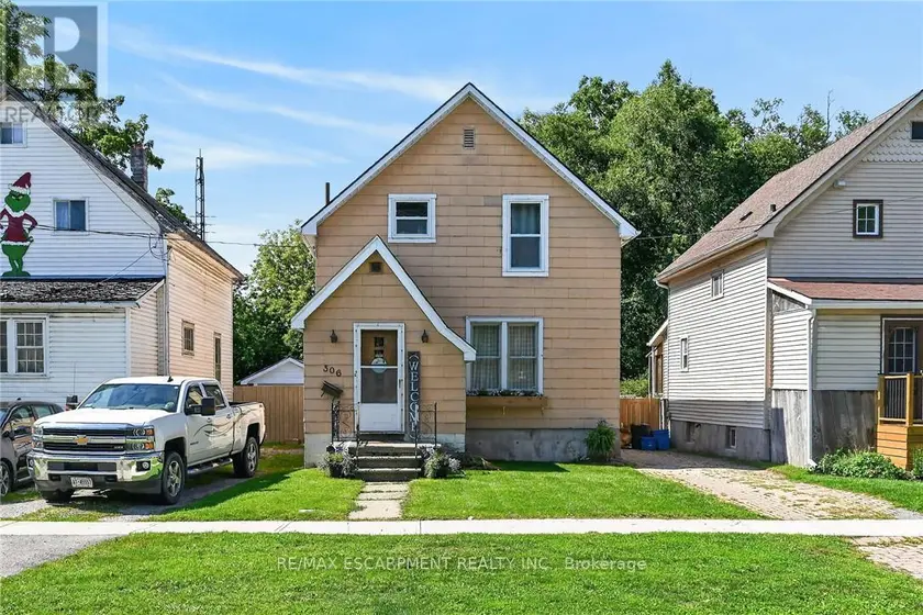 Detached at 306 GEORGE STREET, Haldimand