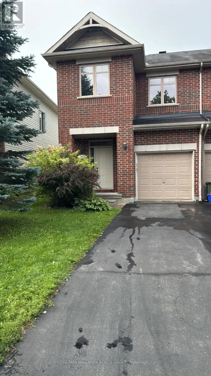 Townhouse at 248 BADGELEY AVENUE, Ottawa