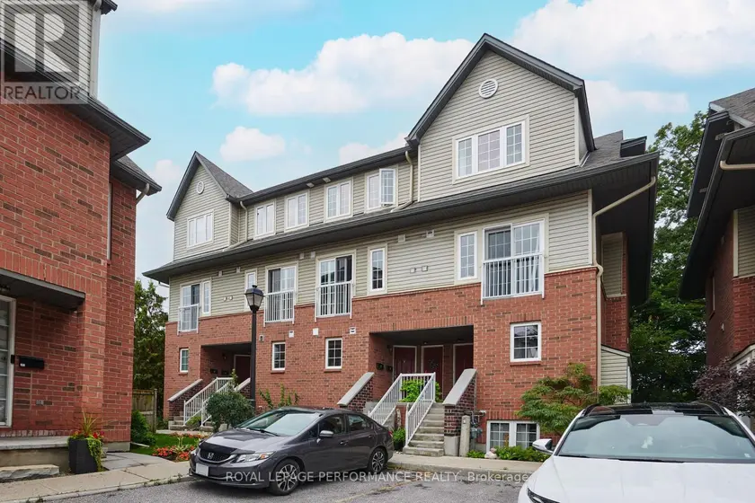 Townhouse at 64 MAYFLOWER PRIVATE, Ottawa