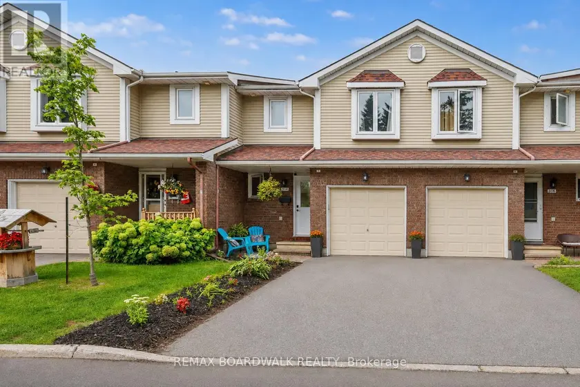 Townhouse at 314 VALADE CRESCENT, Ottawa