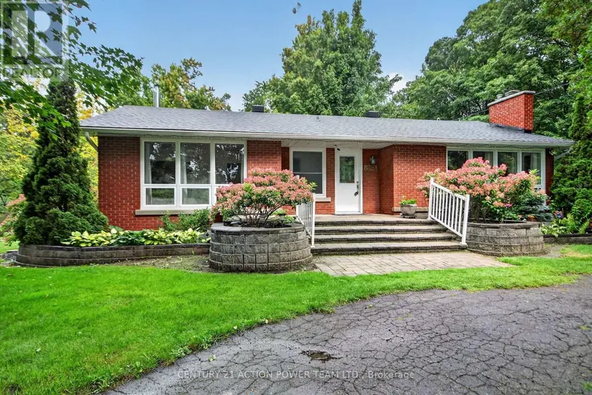 Detached at 8431 VICTORIA STREET, Ottawa