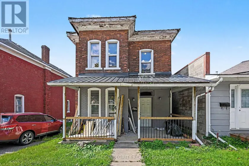 Detached at 42 ELMSLEY STREET S, Smiths Falls