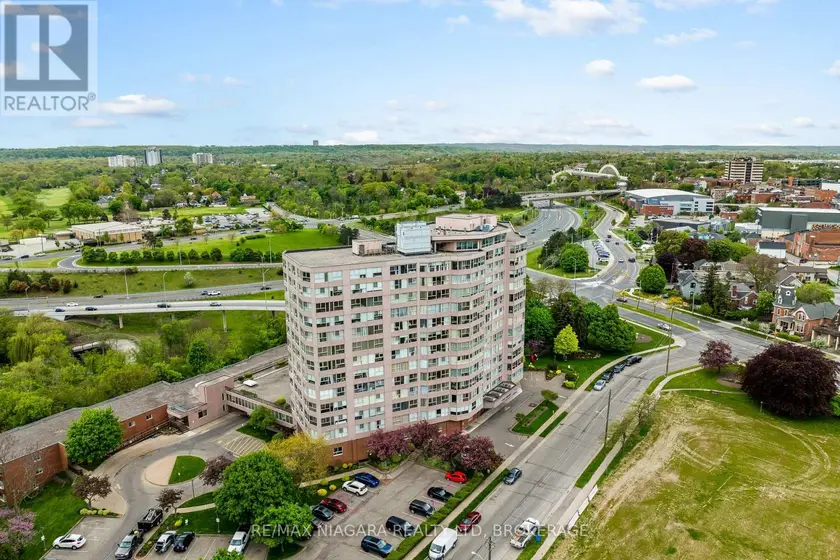 Apartment at 502 - 7 GALE CRESCENT, St. Catharines