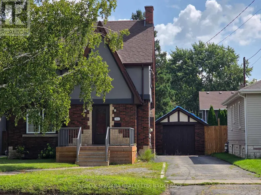 Detached at 5944 DORCHESTER ROAD, Niagara Falls