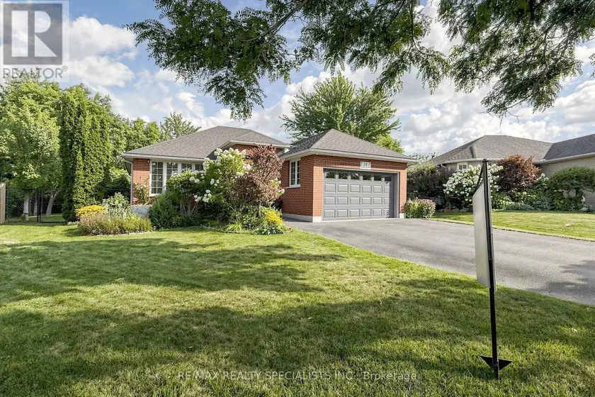 Detached at 14 KIMBERLY COURT, Brantford