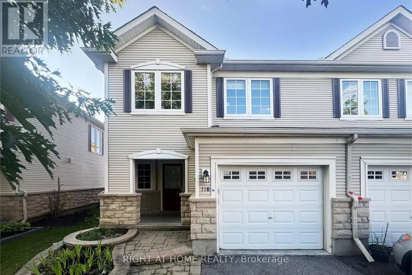 Townhouse at 118 BRADDOCK PRIVATE, Ottawa