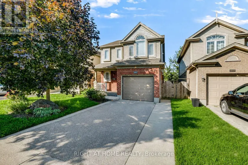 Detached at 1811 ROLLINGACRES DRIVE, London North