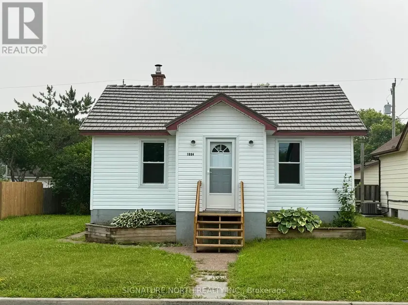 Detached at 1004 GORE STREET W, Thunder Bay