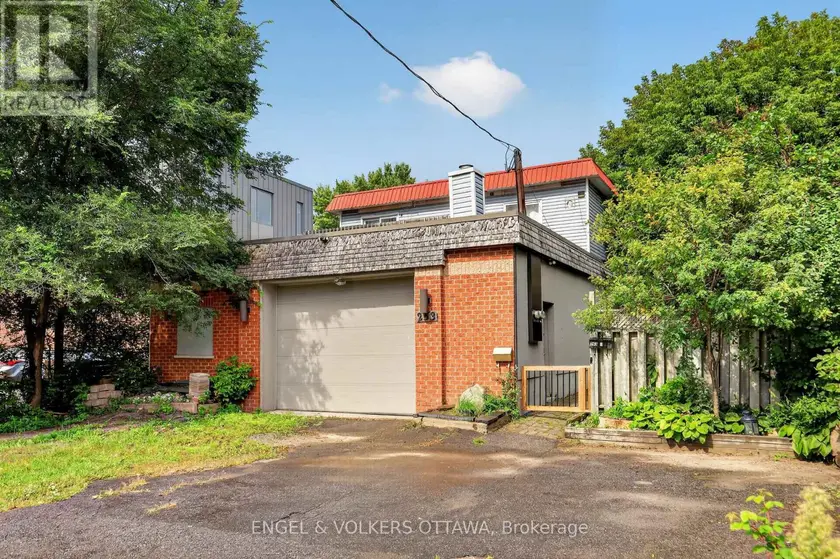 Multiplex at 253 FRECHETTE STREET, Ottawa