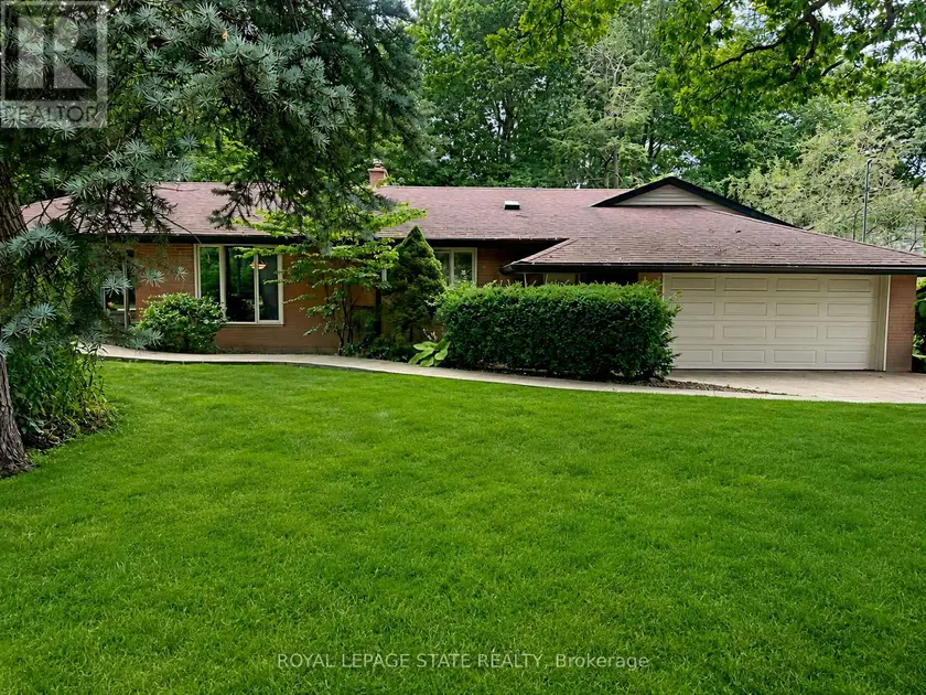 Detached at 44 COLQUHOUN CRESCENT, Hamilton