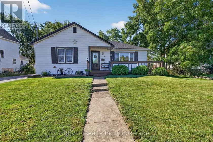 Detached at 33 LEWIS STREET, Fort Erie