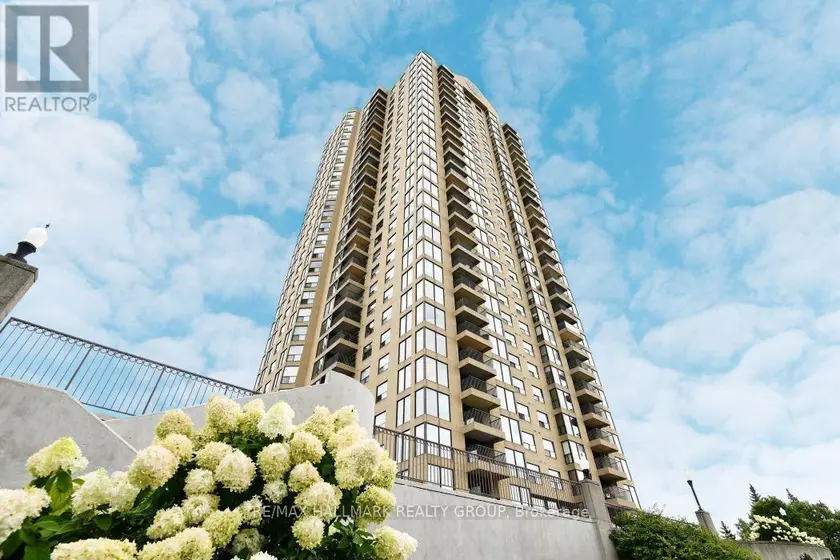 Apartment at 1006 - 545 ST LAURENT BOULEVARD, Ottawa
