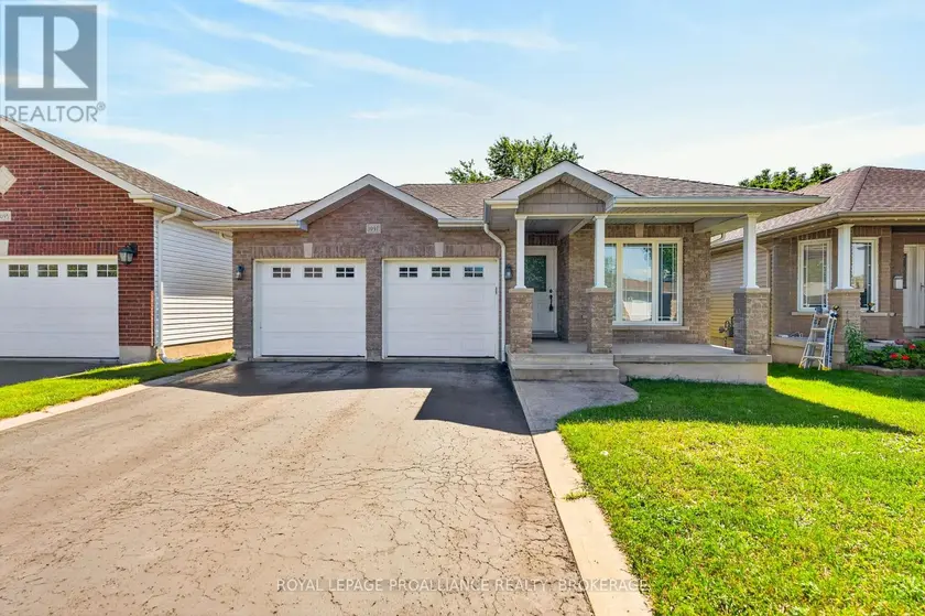 Detached at 1097 CROSSFIELD AVENUE, Kingston