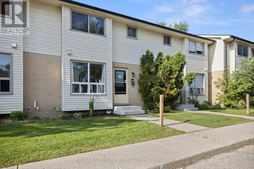 Townhouse at 20 - 135 BELMONT DRIVE, London South