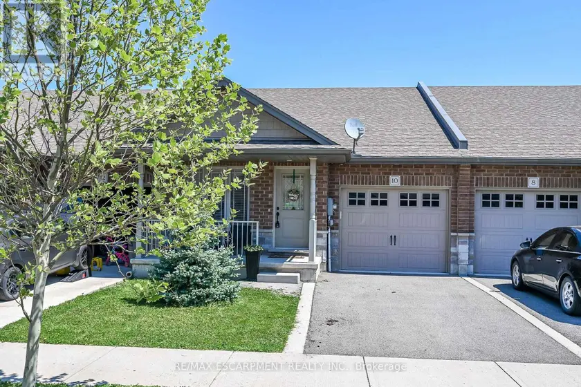 Townhouse at 10 EMILY STREET, Haldimand