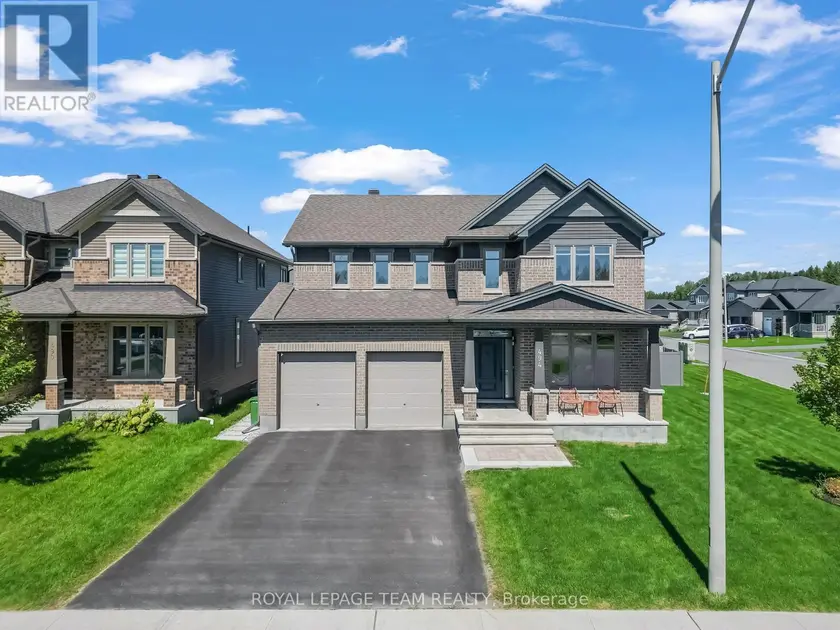Detached at 494 CENTRAL PARK BOULEVARD, Russell