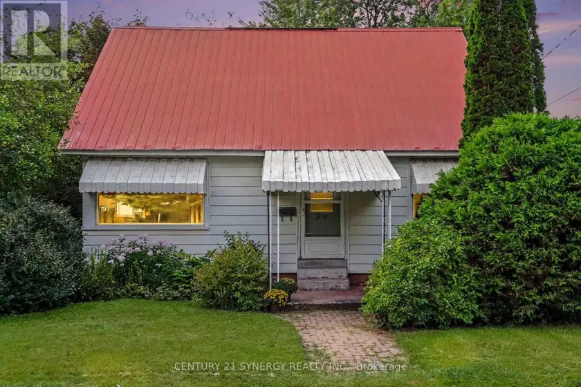 Detached at 30 JAMES STREET, Smiths Falls