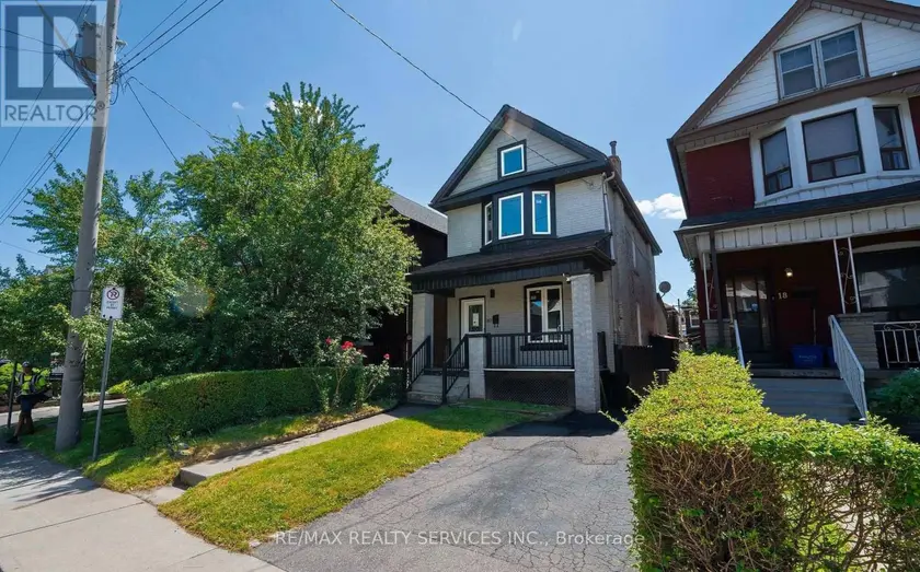 Detached at 20 SOMERSET AVENUE, Hamilton