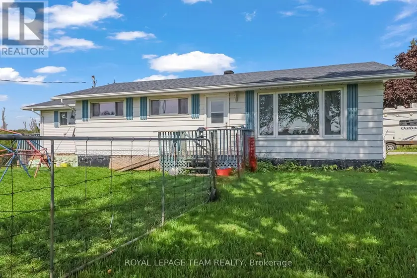 Detached at 1289 ROSEDALE ROAD N, Montague