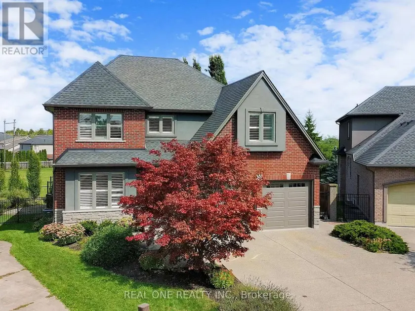 Detached at 26 MATTHEWS COURT, St. Catharines