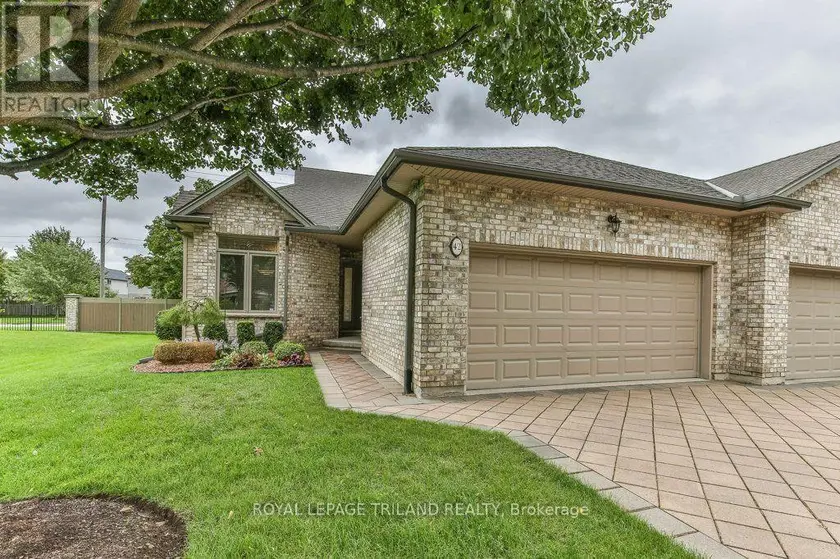 Townhouse at 42 - 44 EDGEVALLEY ROAD, London East
