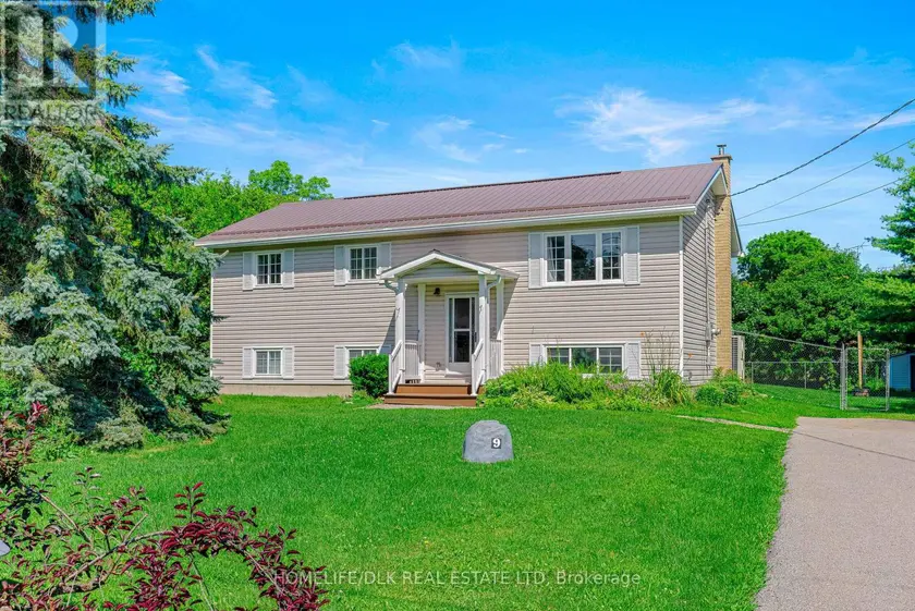 Detached at 9 PERYL ROAD, Front of Yonge
