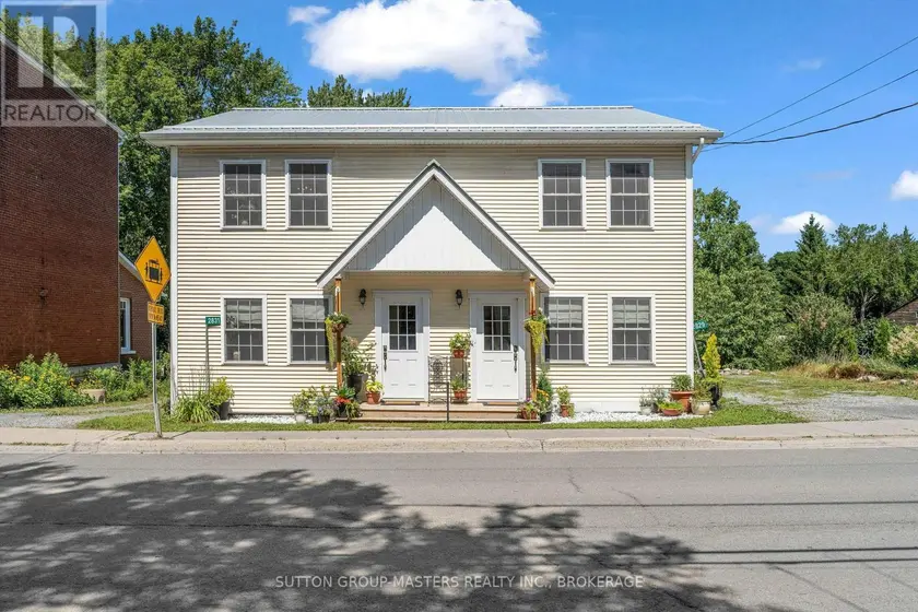 Detached at 2829-2831 COUNTY RD 6 ROAD, Stone Mills