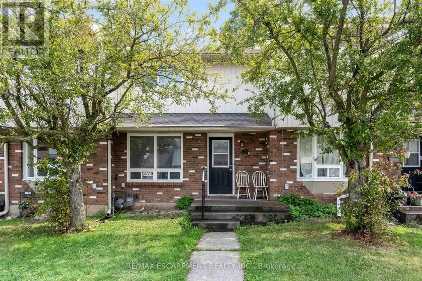 Townhouse at 284 - 100 BROWNLEIGH AVENUE, Welland