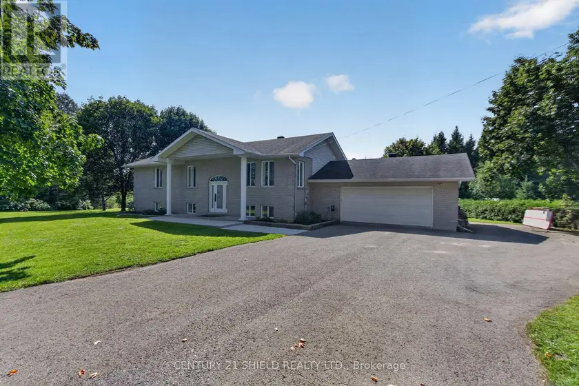 Detached at 17070 SPEER ROAD, South Stormont
