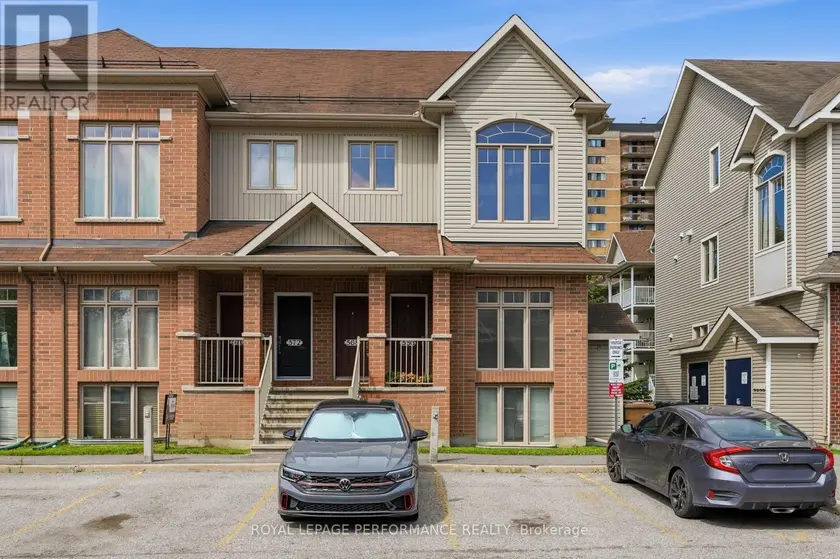 Townhouse at 8 - 568 REARDON PRIVATE, Ottawa