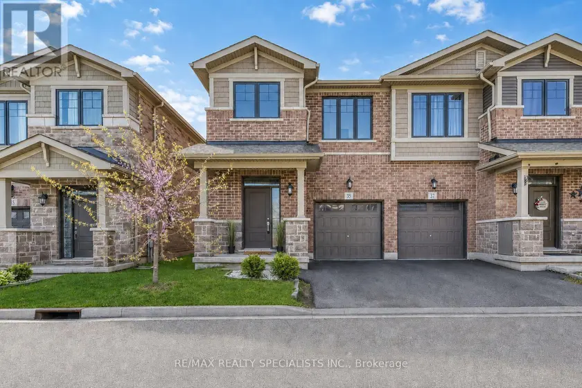 Semi-Detached/Link at 35 PELICAN LANE, Hamilton