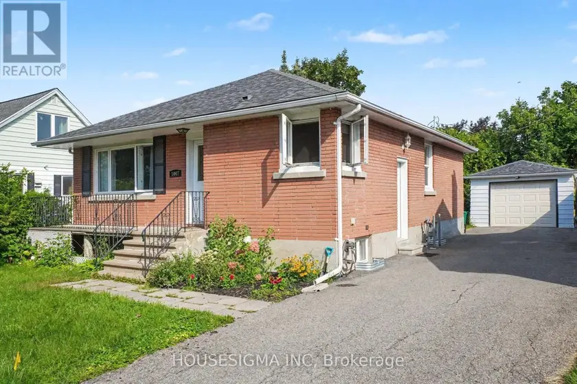Detached at 1047 RICHARD AVENUE, Ottawa
