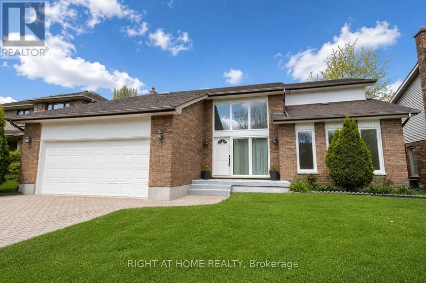 Detached at 26 GRASMERE CRESCENT, London North