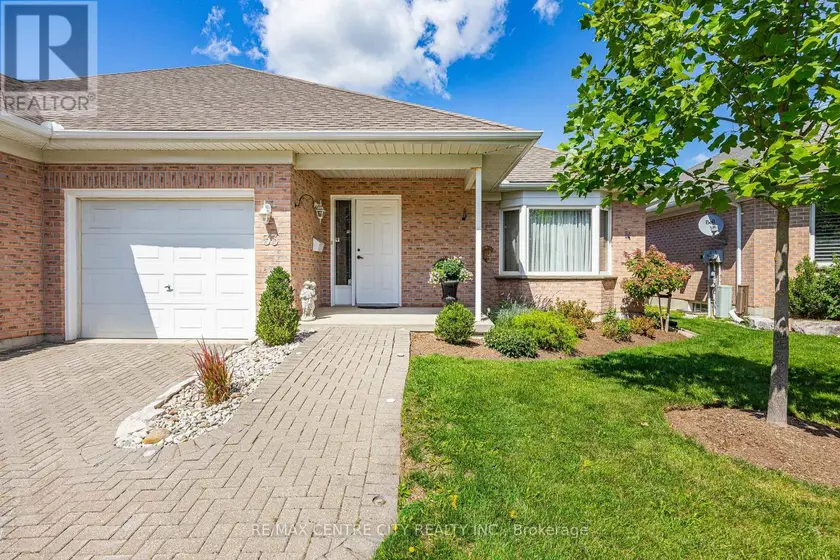 Semi-Detached/Link at 33 ILDERBROOK CIRCLE, Middlesex Centre