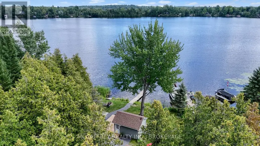 Detached at 154 A/B NORTH BEAVER LAKE ROAD, Stone Mills