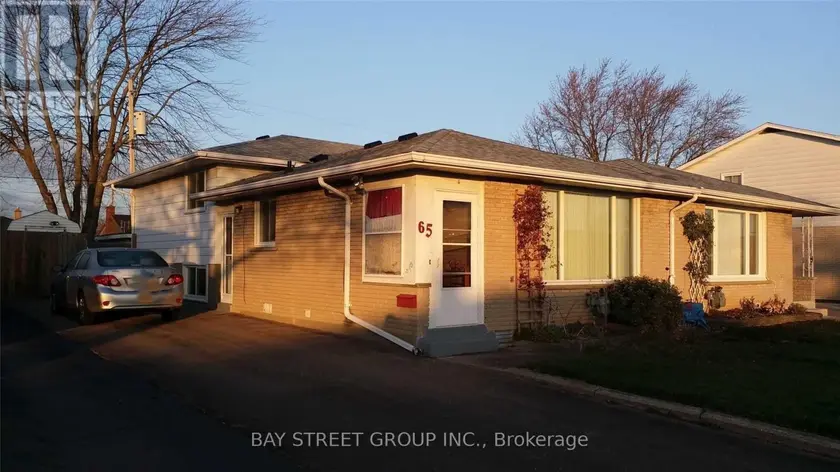 Semi-Detached/Link at 65 SAINT ANDREWS AVENUE, Welland