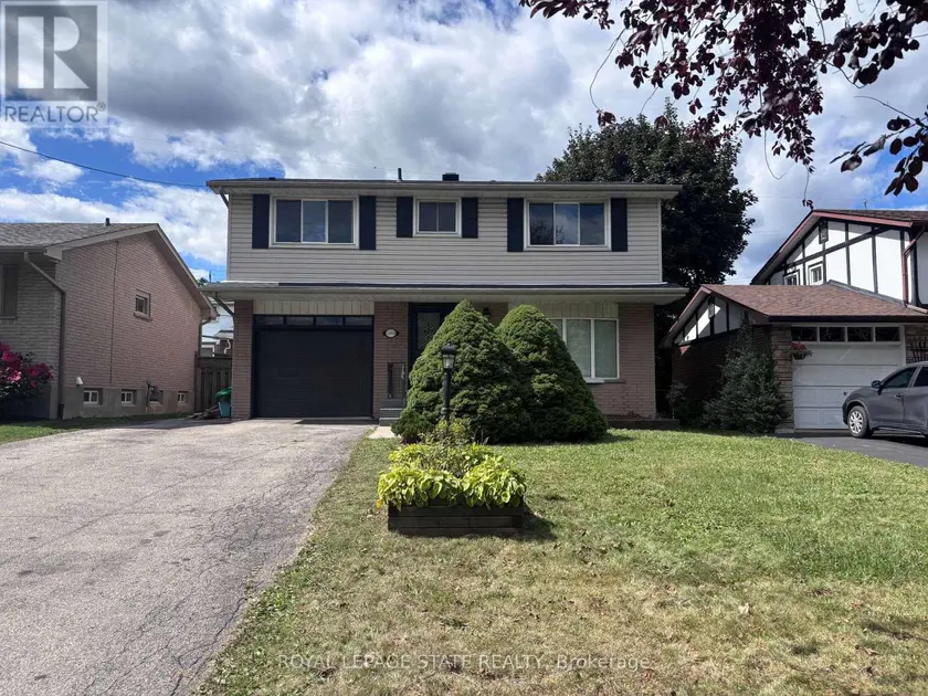 Detached at 1004 GARTH STREET, Hamilton