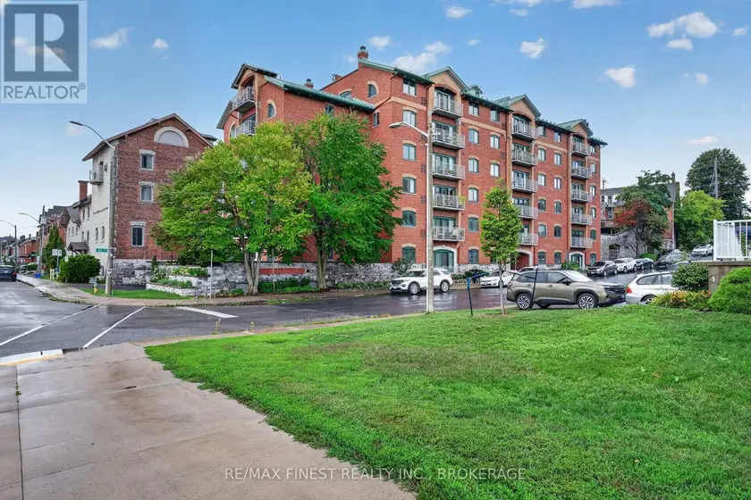 Apartment at 302 - 2 BAY STREET, Kingston