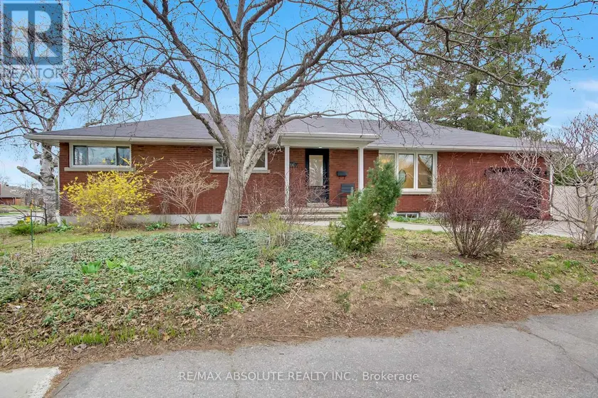 Detached at 731 DOVERCOURT AVENUE, Ottawa