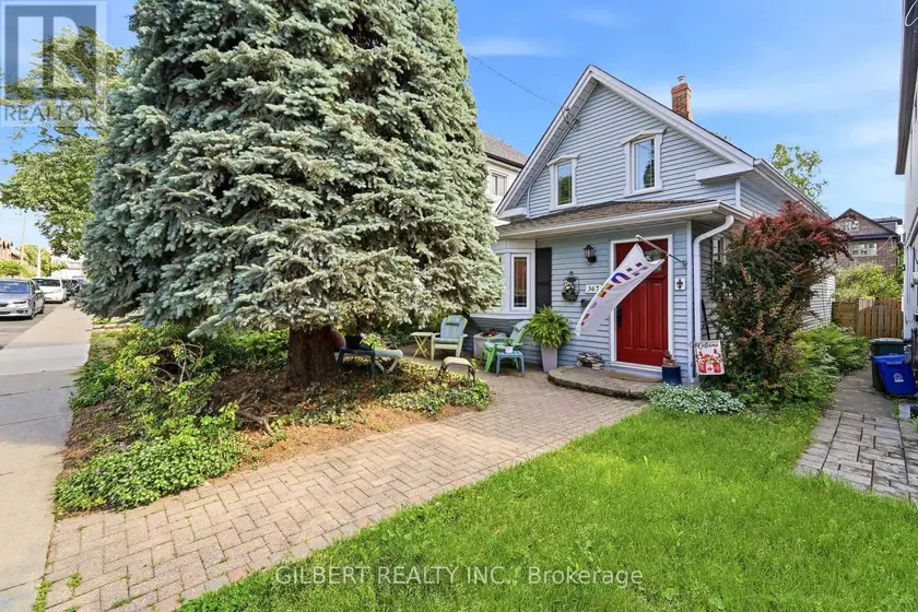 Detached at 367 CHARLTON AVENUE W, Hamilton