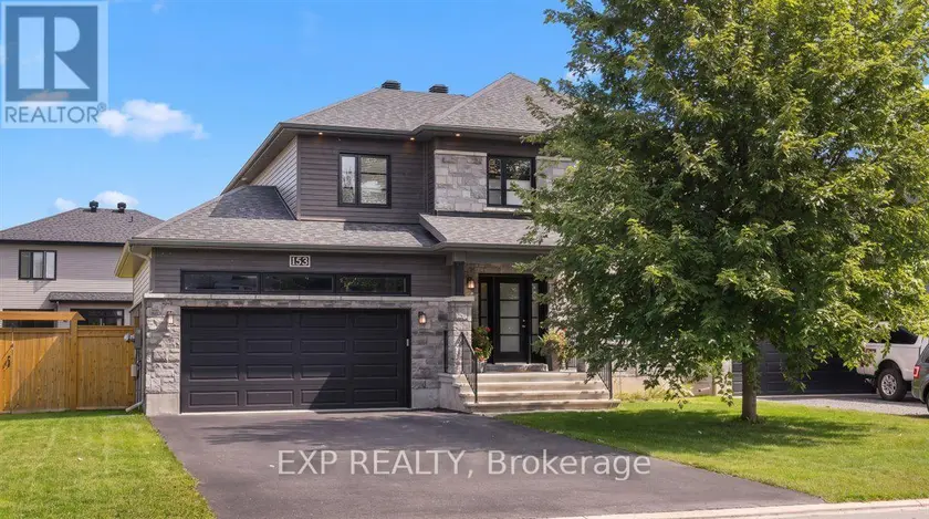 Detached at 153 SUNSET CRESCENT, Russell